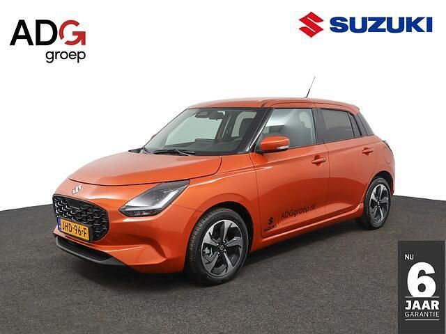 Oranje Nieuw 2025 Suzuki Swift Style Hatchback | € 25.899 (Duur) - Afbeelding 1/4