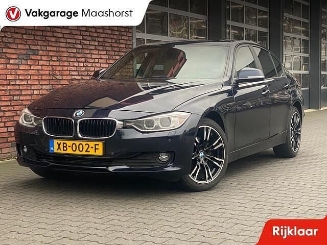 Blauw Gebruikt 2013 BMW 320 Executive Sedan | € 12.750 (Super prijs) - Afbeelding 1/4