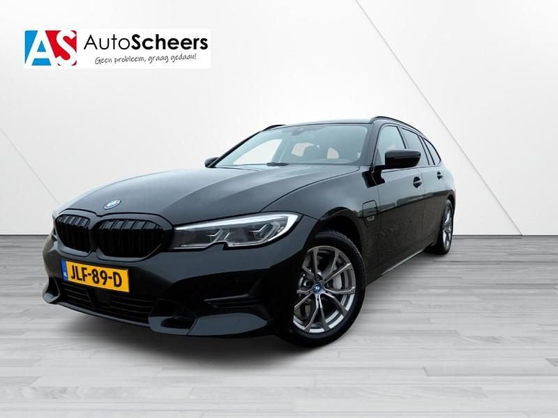 Occasion BMW 330 184 PK (135 kW) 2022 Zwart Stationwagen