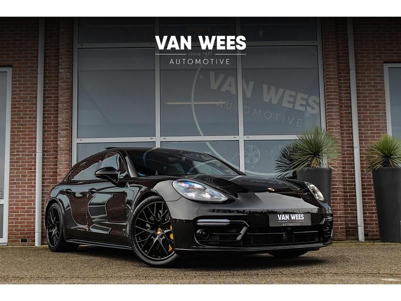 Zwart Occasion 2018 Porsche Panamera Sport Turismo Stationwagen | € 69.950 (Duur) - Afbeelding 1/3