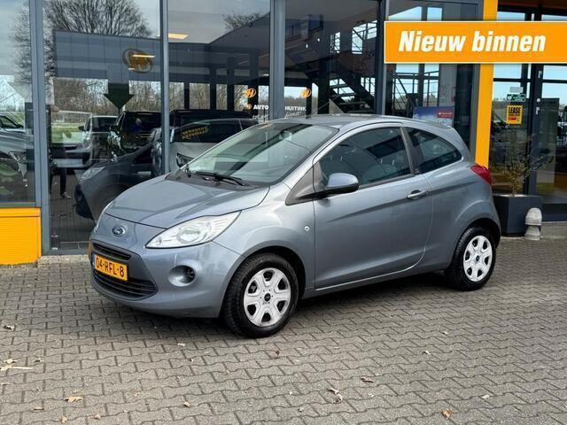 Grijs, metallic lak Gebruikt 2011 Ford Ka Hatchback | € 5.495 (Duur) - Afbeelding 1/4