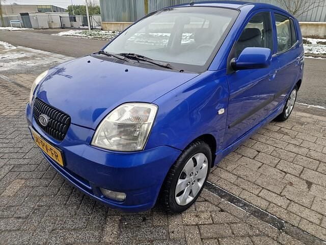 Blauw (metallic) Occasion 2004 Kia Picanto Hatchback | € 899 (Eerlijke prijs) - Afbeelding 1/4