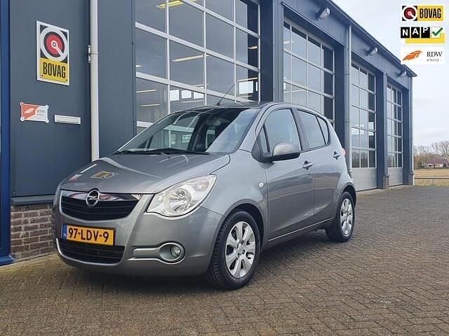 Grijs Gebruikt 2010 Opel Agila Edition Hatchback | € 4.135 (Eerlijke prijs) - Afbeelding 1/4