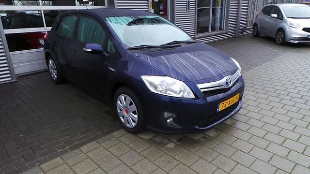 Occasion Toyota Auris 99 PK (72 kW) 2012 Blauw MPV