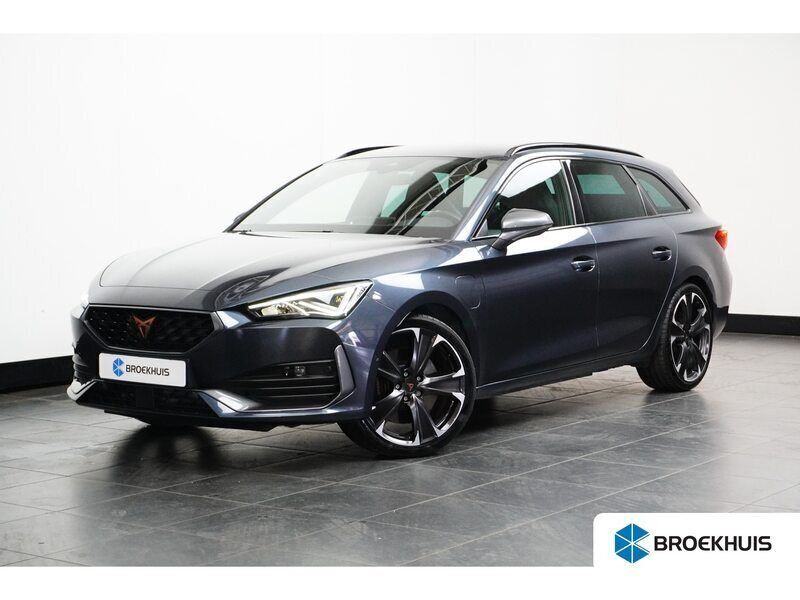 Grijs Gebruikt 2024 Cupra Leon VZ2 Stationwagen | € 36.300 (Duur) - Afbeelding 1/4