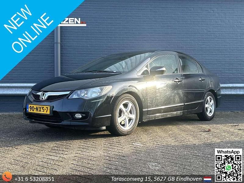Zwart Occasion 2011 Honda Civic Elegance Sedan | € 2.450 (Super prijs) - Afbeelding 1/4