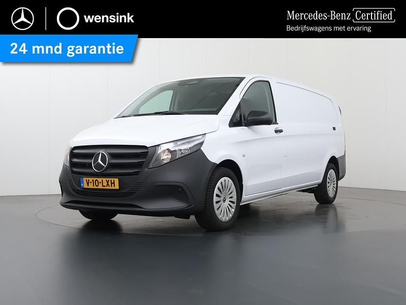 Wit Gebruikt 2024 Mercedes Vito MPV | € 37.650 (Duur) - Afbeelding 1/4