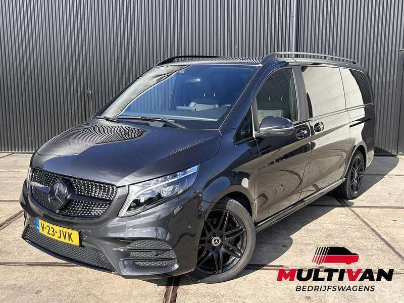 Grijs Gebruikt 2020 Mercedes V300 AMG MPV | € 56.850 (Iets duurder) - Afbeelding 1/4