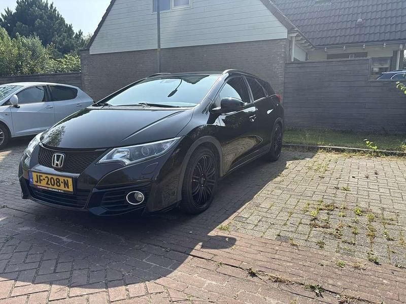 Zwart Gebruikt 2016 Honda Civic Comfort MPV | € 6.200 - Afbeelding 1/4