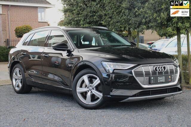 Zwart Gebruikt 2019 Audi e-tron SUV | € 24.950 (Iets duurder) - Afbeelding 1/4