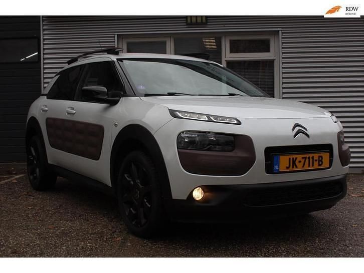 Wit Gebruikt 2015 Citroën C4 Cactus Business Class Hatchback | € 5.750 (Eerlijke prijs) - Afbeelding 1/4
