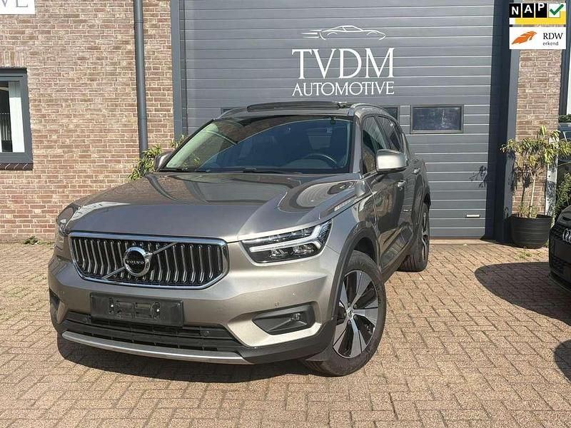 Beige Gebruikt 2020 Volvo XC40 Inscription SUV | € 28.495 (Goede deal) - Afbeelding 1/1