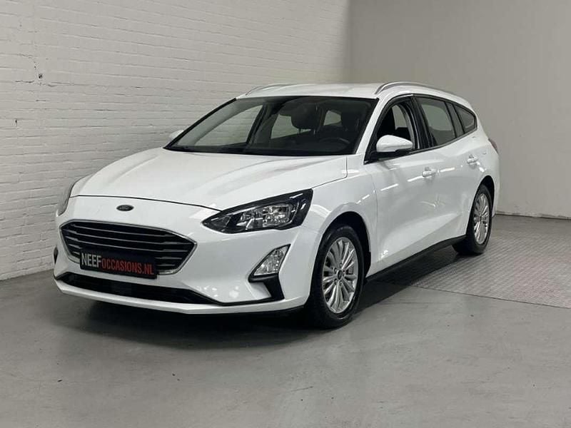 Wit Occasion 2021 Ford Focus Business Edition Stationwagen | € 15.999 (Goede deal) - Afbeelding 1/4
