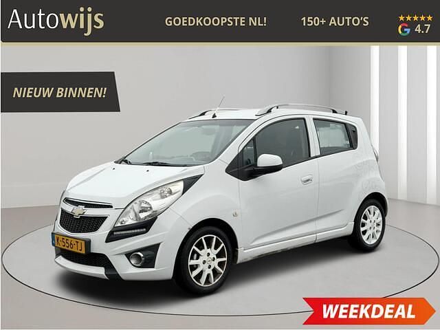 Wit Occasion 2012 Chevrolet Spark LTZ Hatchback | € 2.195 (Goede deal) - Afbeelding 1/4