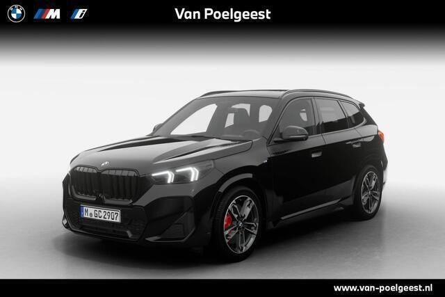 Zwart Nieuw 2025 BMW X1 M Sport SUV | € 69.847 (Duur) - Afbeelding 1/4