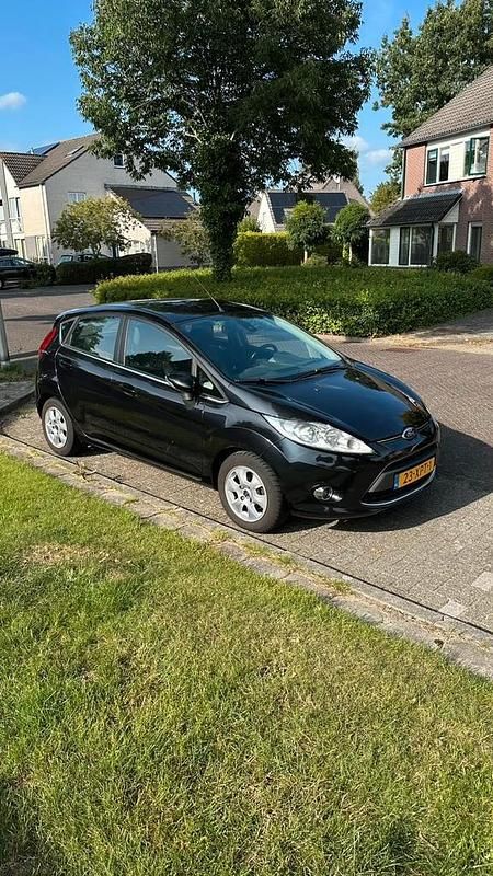 Gebruikt 2012 Ford Fiesta | € 3.995 (Eerlijke prijs) - Afbeelding 1/4
