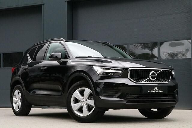 Zwart Gebruikt 2019 Volvo XC40 Momentum SUV | € 26.900 (Super prijs) - Afbeelding 1/4