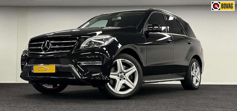 Zwart Gebruikt 2014 Mercedes 350 AMG SUV | € 32.995 - Afbeelding 1/3