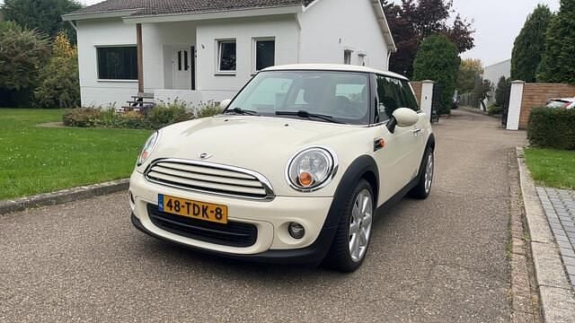 Wit Gebruikt 2012 Mini Cooper Hatchback | € 5.499 (Super prijs) - Afbeelding 1/4
