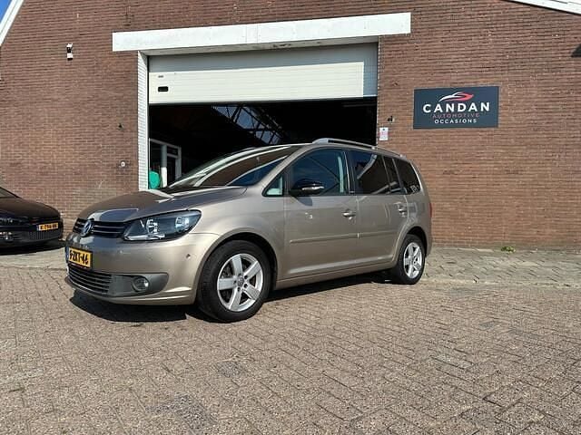 Geel Gebruikt 2011 VW Touran Highline MPV | € 6.599 (Goede deal) - Afbeelding 1/4