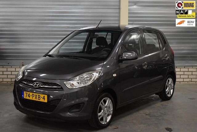 Grijs Gebruikt 2011 Hyundai i10 Hatchback | € 4.450 (Eerlijke prijs) - Afbeelding 1/4