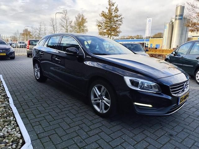 Occasion Volvo V60 Momentum 2016 Zwart Stationwagen