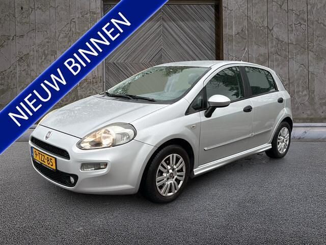 Zilver Occasion 2014 Fiat Punto Evo Street Hatchback | € 3.250 (Eerlijke prijs) - Afbeelding 1/4