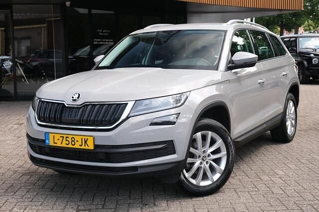 Grijs, metallic lak Gebruikt 2021 Skoda Kodiaq Business Line SUV | € 19.950 (Super prijs) - Afbeelding 1/4