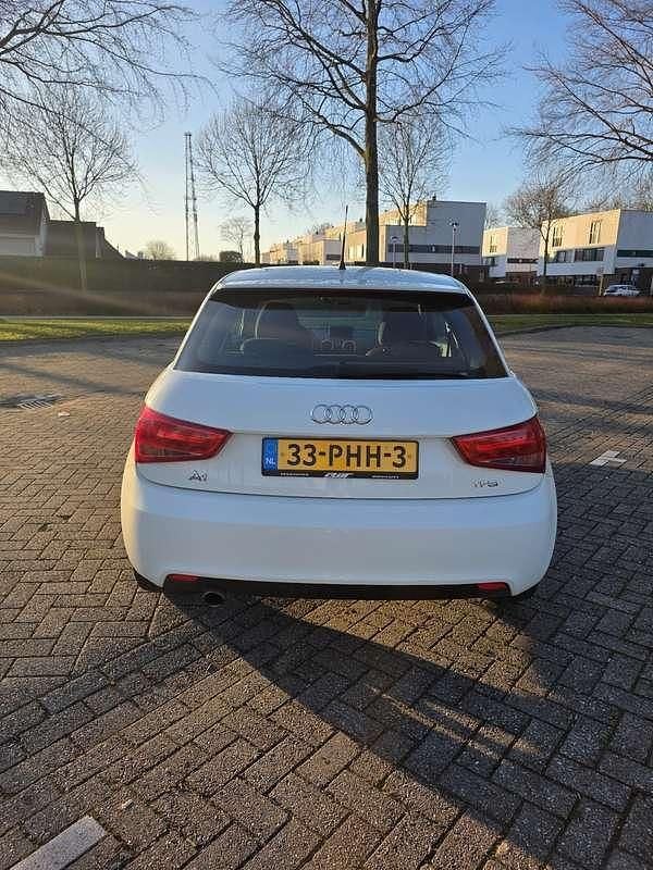 Occasion Audi A1 Attraction 86 PK (63 kW) 2011 Wit Hatchback