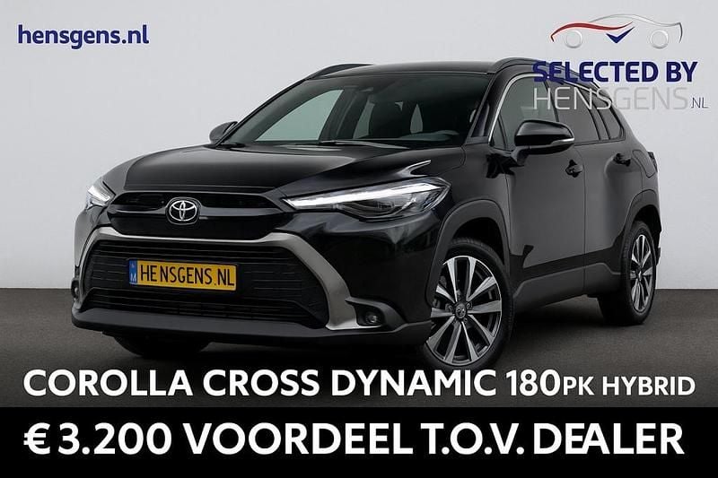 Zwart Nieuw 2026 Toyota Corolla Cross SUV | € 41.944 - Afbeelding 1/4