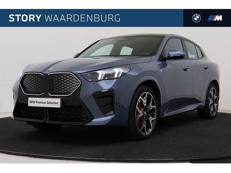 Grijs Gebruikt 2025 BMW iX2 Comfort Edition SUV | € 48.950 (Super prijs) - Afbeelding 1/4
