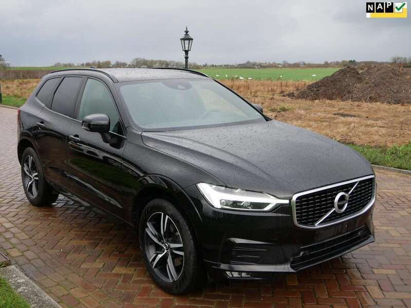 Zwart Gebruikt 2020 Volvo XC60 R-Design SUV | € 23.595 (Super prijs) - Afbeelding 1/4