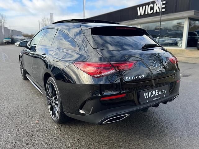 Occasion Mercedes CLA250 Shooting Brake AMG 160 PK (117 kW) 2022 Zwart Stationwagen