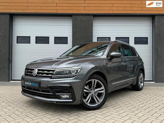Grijs Gebruikt 2019 VW Tiguan R-line SUV | € 27.990 (Eerlijke prijs) - Afbeelding 1/4