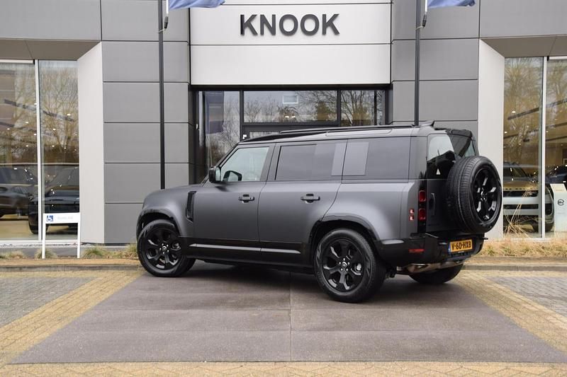 Occasion Land Rover Defender SE Dynamic 249 PK (183 kW) 2024 Grijs Van
