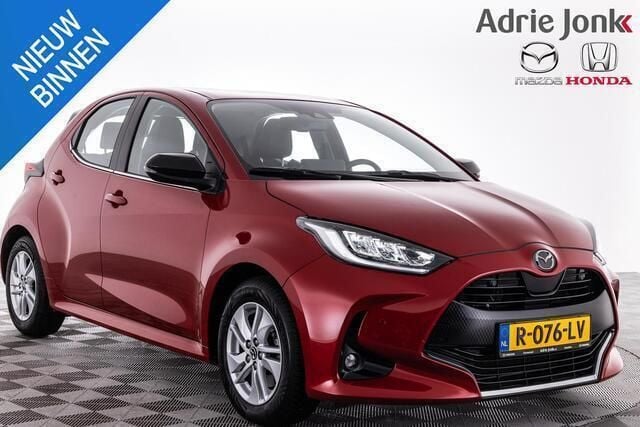 Formal red Gebruikt 2022 Mazda 2 Comfort Hatchback | € 20.839 (Eerlijke prijs) - Afbeelding 1/4