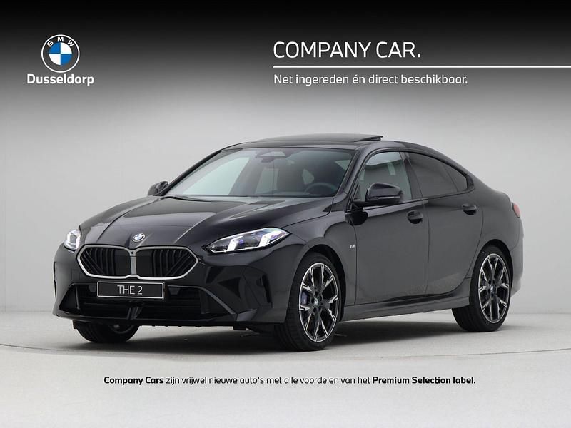 Zwart, metallic lak Gebruikt 2025 BMW 220 M Sport Coupé | € 56.900 - Afbeelding 1/4