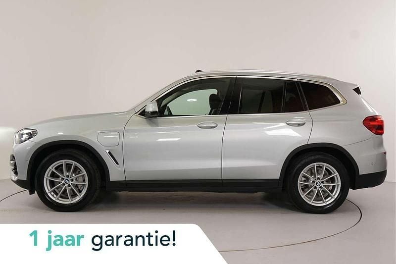 Grijs, metallic lak Gebruikt 2021 BMW X3 Advantage SUV | € 32.450 - Afbeelding 1/4