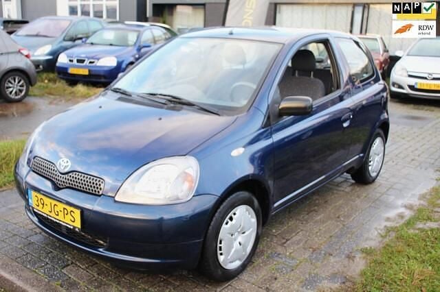 Blauw (metallic) Gebruikt 2003 Toyota Yaris Hatchback | € 1.450 (Goede deal) - Afbeelding 1/4