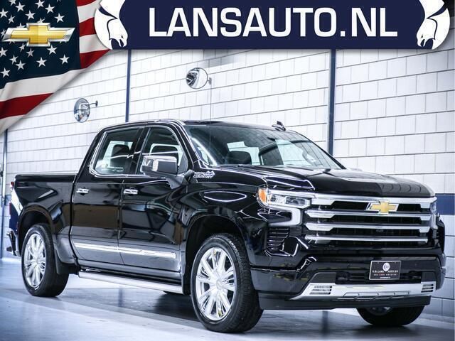 Zwart Gebruikt 2023 Chevrolet Silverado Sedan | € 69.500 - Afbeelding 1/4