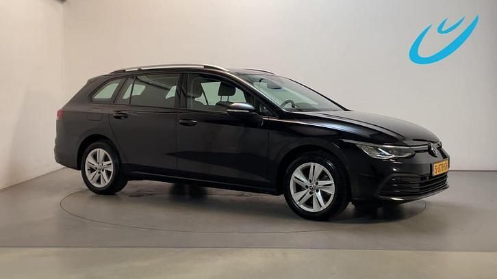 Occasion 2023 VW e-Golf Life Hatchback | € 19.750 (Goede deal) - Afbeelding 1/4