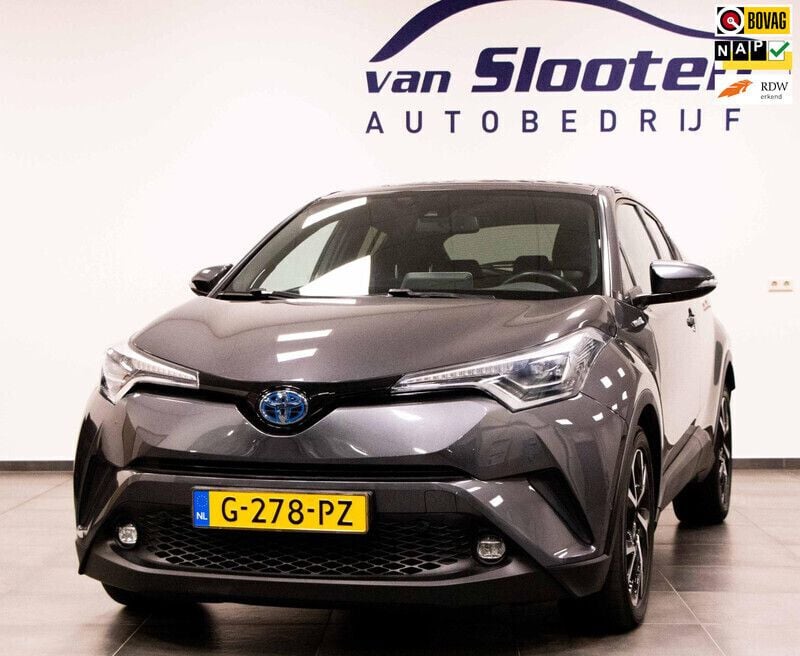 Grijs Gebruikt 2019 Toyota C-HR Style SUV | € 19.950 (Eerlijke prijs) - Afbeelding 1/4