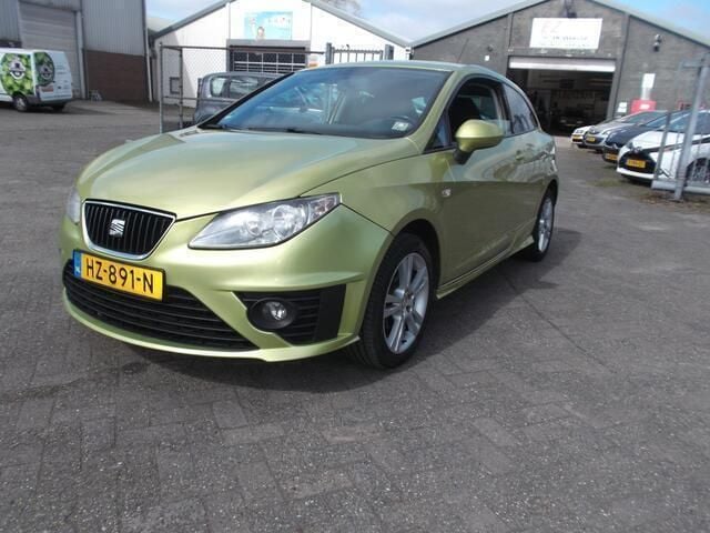 Groen Gebruikt 2009 Seat Ibiza SC Reference Hatchback | € 4.950 (Duur) - Afbeelding 1/4