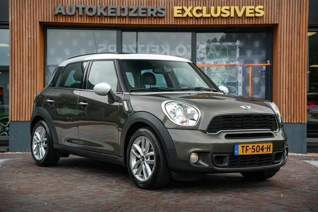 Grijs Gebruikt 2011 Mini Cooper S Countryman Chili SUV | € 8.900 (Eerlijke prijs) - Afbeelding 1/4