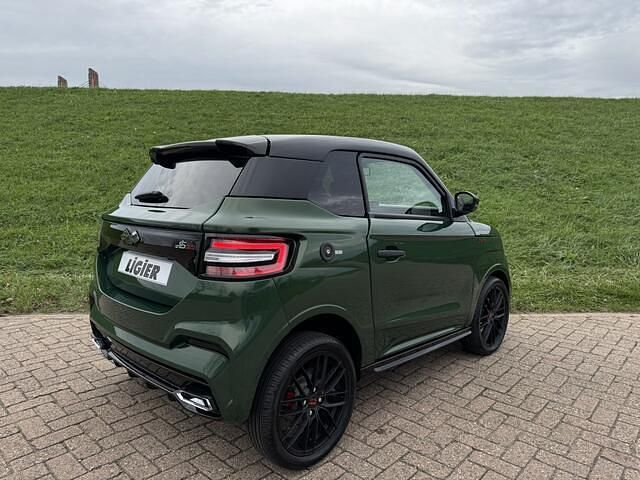 Nieuw Ligier JS50 2025 Groen Hatchback