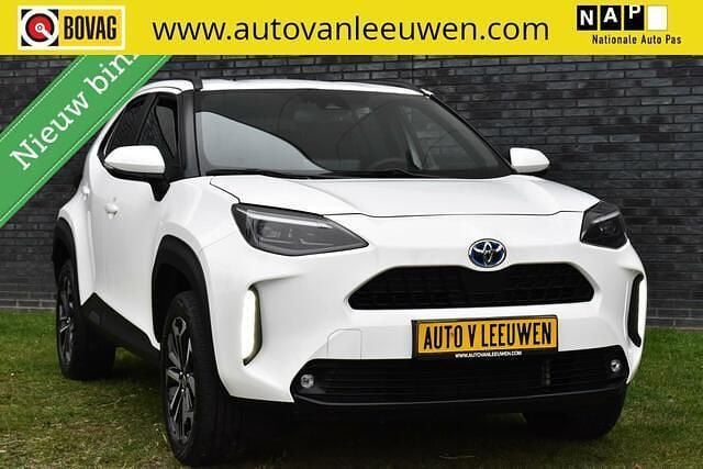 Wit Gebruikt 2022 Toyota Yaris Cross SUV | € 25.925 (Eerlijke prijs) - Afbeelding 1/4
