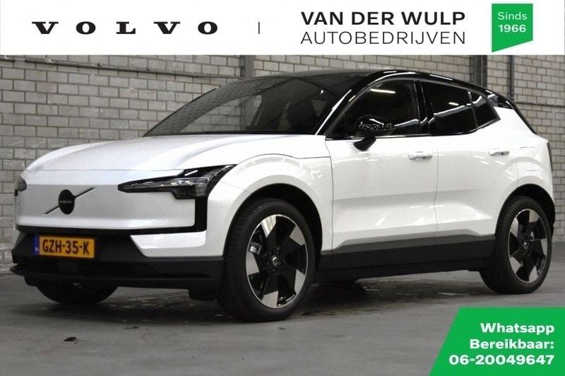 Wit, metallic lak Gebruikt 2025 Volvo EX30 Plus SUV | € 37.950 (Eerlijke prijs) - Afbeelding 1/4