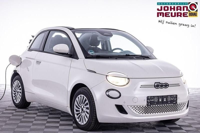 Wit Occasion 2023 Fiat 500e Icon Cabriolet | € 17.990 (Super prijs) - Afbeelding 1/4