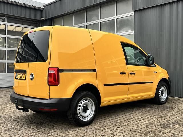 Occasion VW Caddy 75 PK (55 kW) 2020 Geel MPV