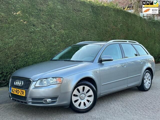 Grijs Gebruikt 2005 Audi A4 Business Stationwagen | € 2.500 (Goede deal) - Afbeelding 1/4